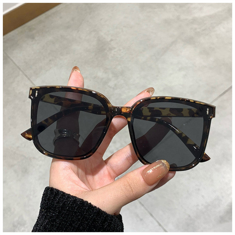 Men And Women Sunglasses Trendy Black Frame Net Big Frame Korean