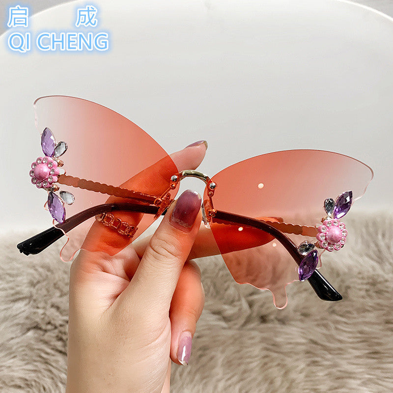 Trimmed Butterfly Shaped Sunglasses Diamond-studded Bright Colourful Hipster