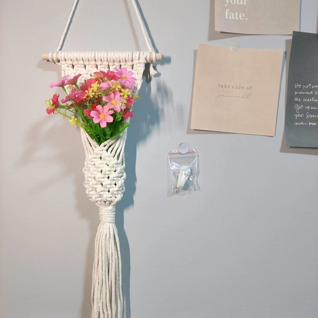 Ins Homestay Handwoven Basket of Dried Flowers