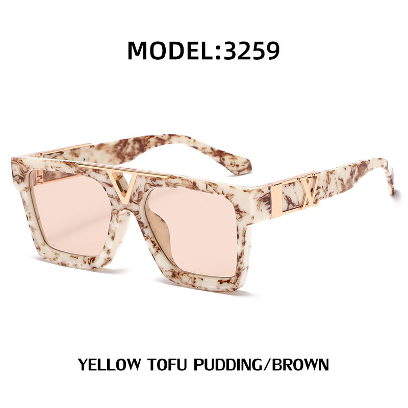 Large frame sunglasses