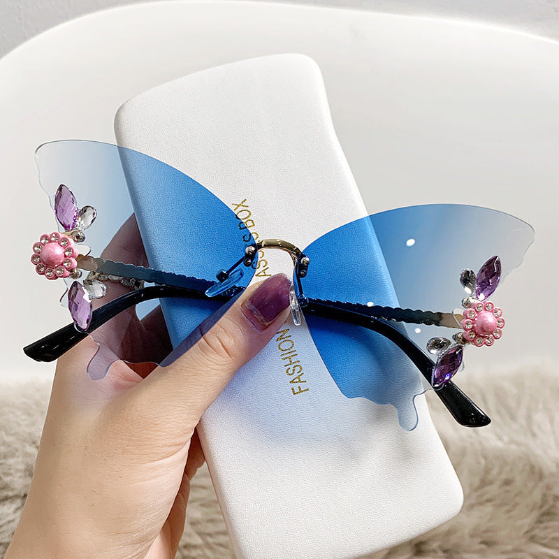 Trimmed Butterfly Shaped Sunglasses Diamond-studded Bright Colourful Hipster