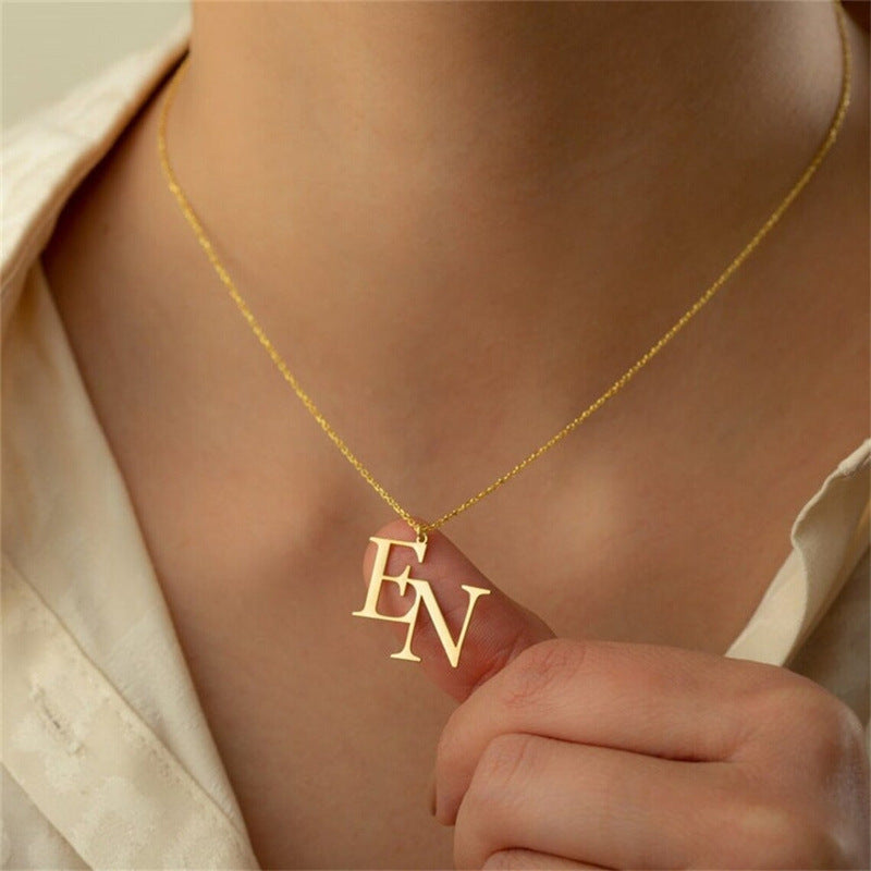 Personalized necklace with gold-plated stainless steel initials