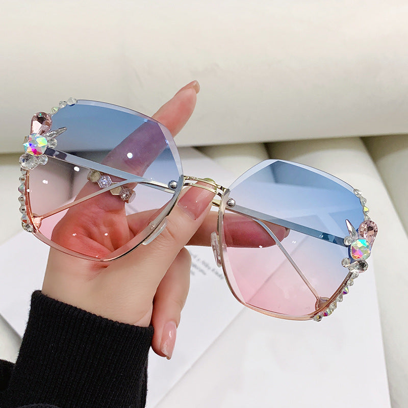 Fashionable brand sunglasses in different shades