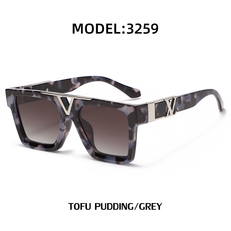 Large frame sunglasses