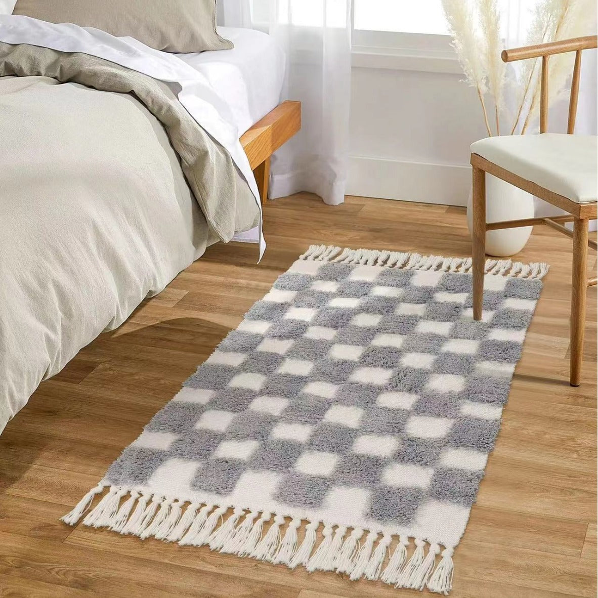 Three-dimensional cotton yarn tassel rug